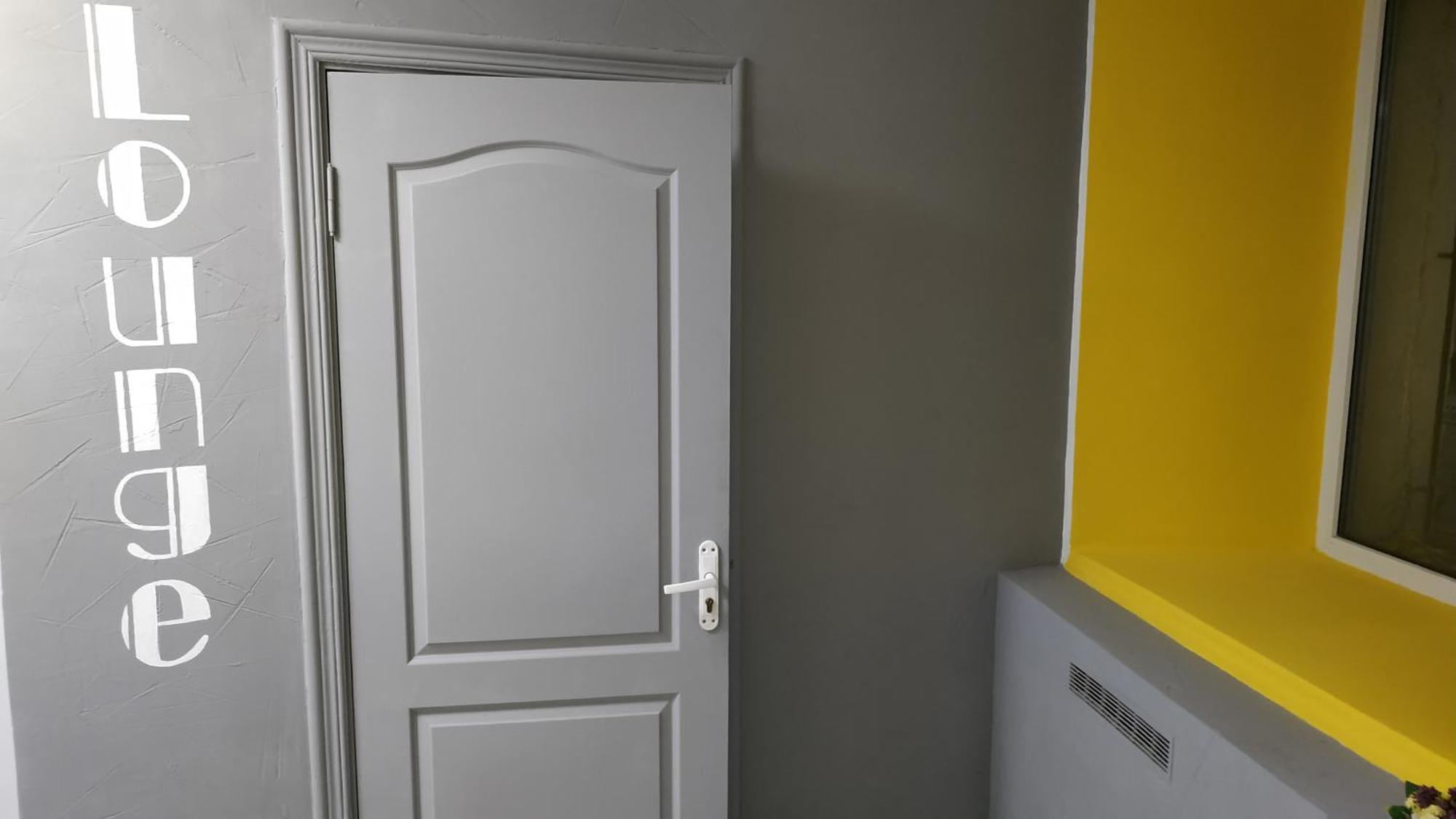 Cool Traveler Hostel Kiev Bagian luar foto