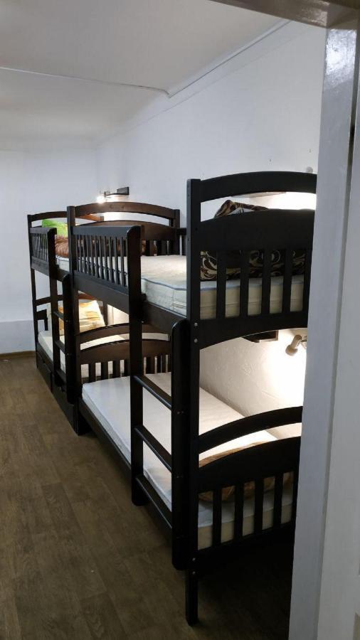 Cool Traveler Hostel Kiev Bagian luar foto