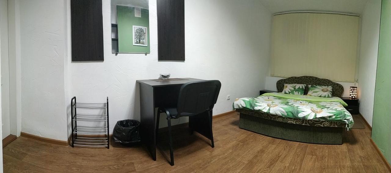 Cool Traveler Hostel Kiev Bagian luar foto